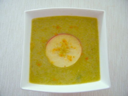 creamy curry leek soup with apples